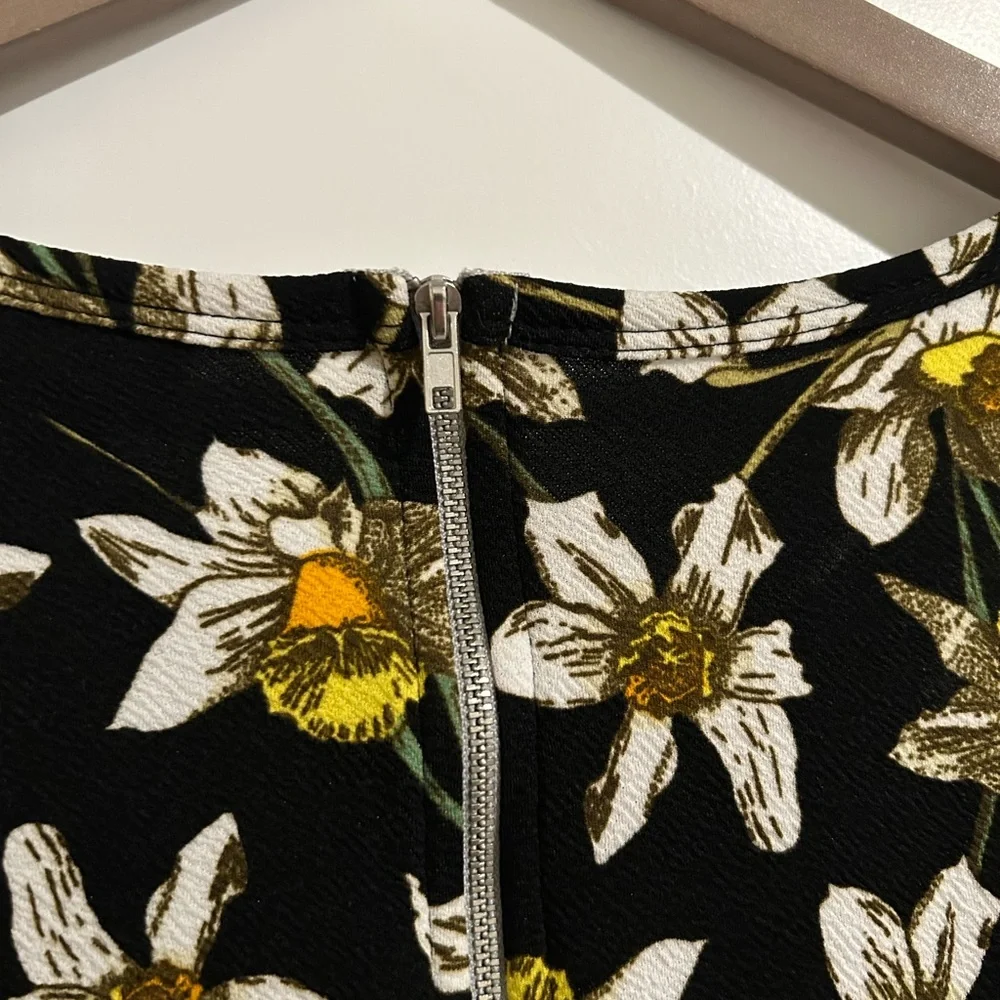 Lularoe Daffodil Dress Yellow on Black Size 2XL